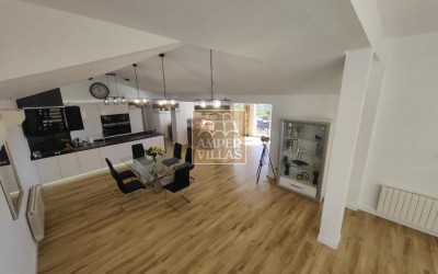 A beautiful, renovated villa with panoramic sea views.
